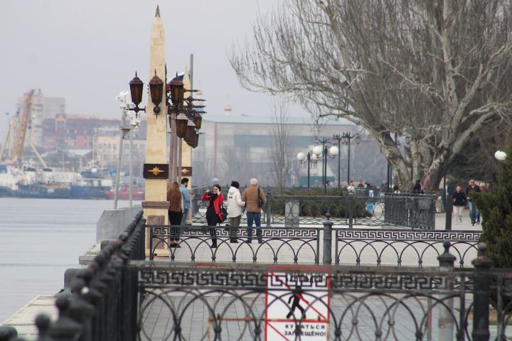 С ночного минуса на сильный плюс перейдёт погода в Астраханской области