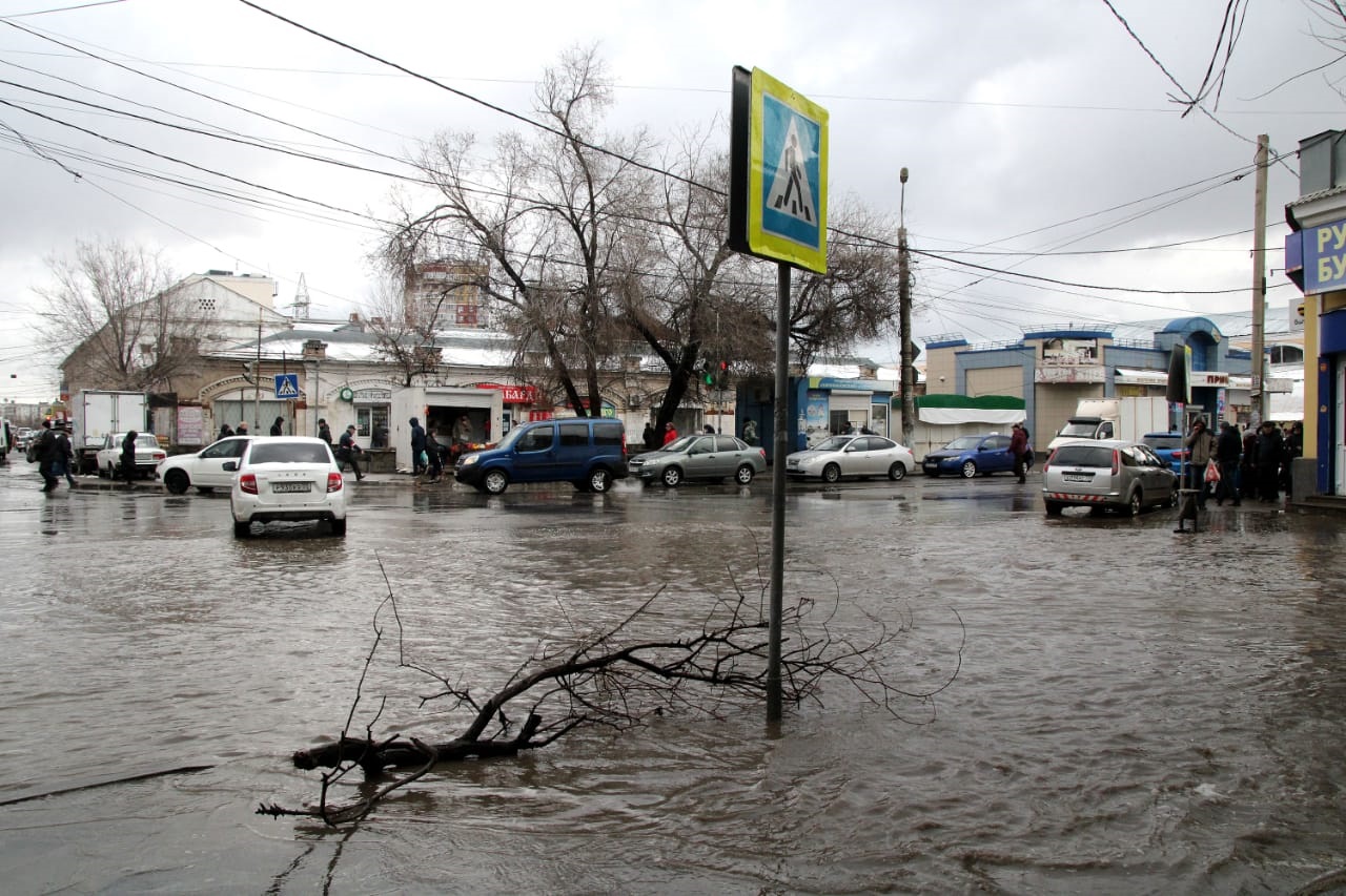 Дождь в астрахани фото