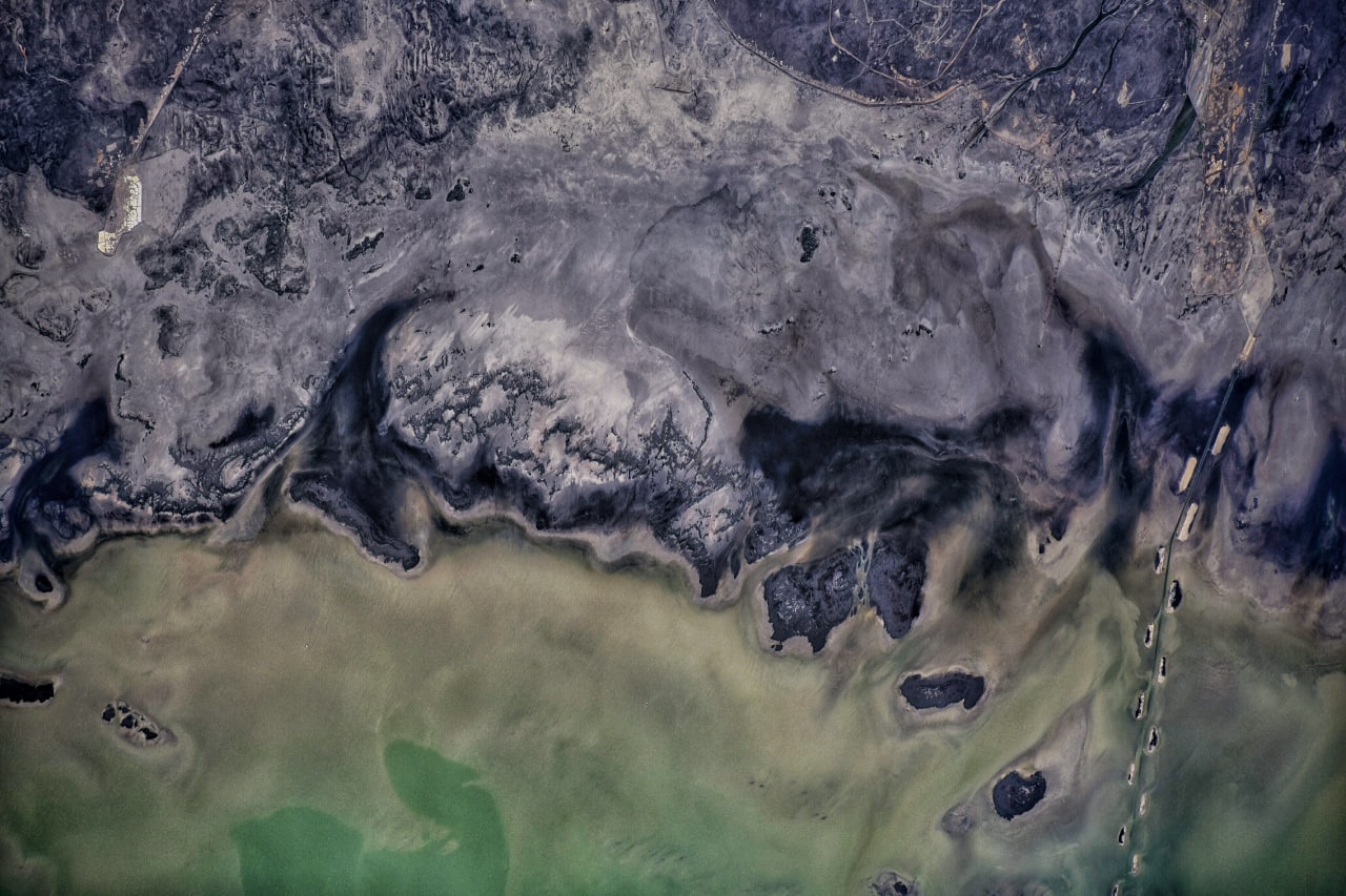 Каспийское море с космоса