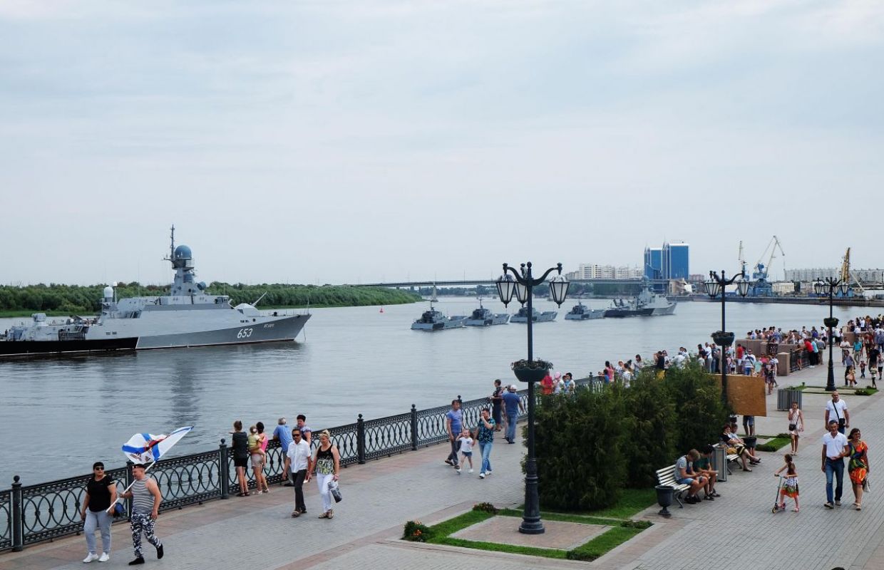 В астрахани тесла