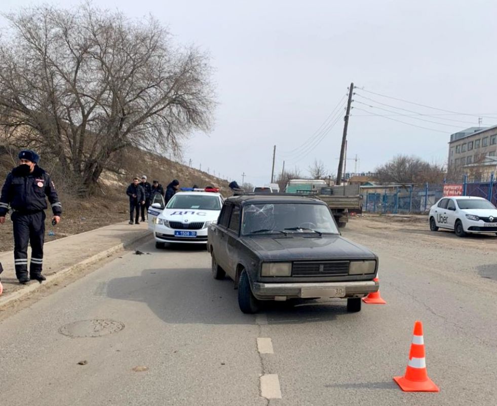 Новости происшествия ньюс. Сбили девочку в Астрахани сегодня. ДТП В Астрахани 12 декабря. В Астрахани сбили девочку.