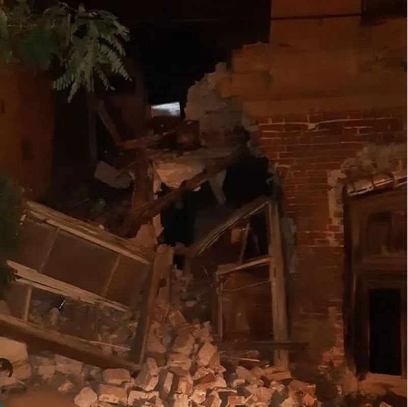 взрыв газа в астрахани рухнул дом. обрушение астрахань. снос несущей стены. обрушение здания в астрахани. обрушение астрахань.