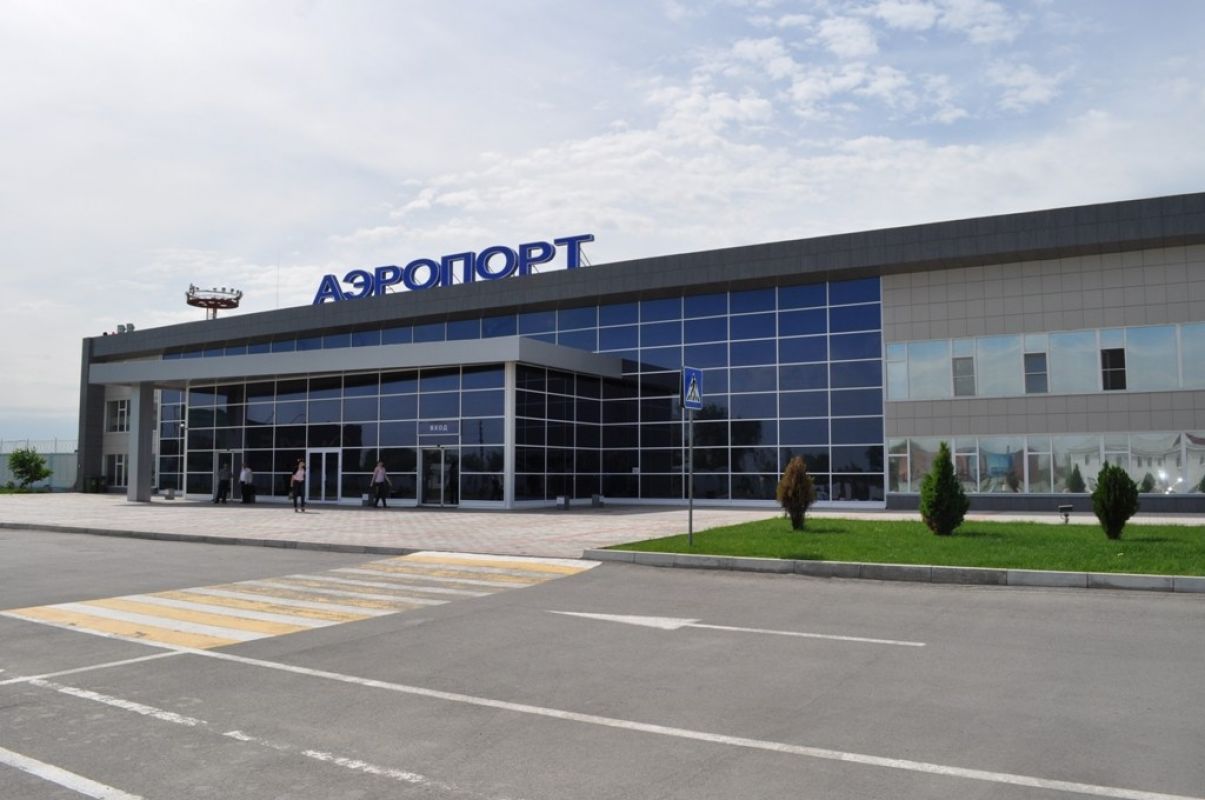Аэропорт астрахань. Аэропорт Нариманово Астрахань. Международный аэропорт Астрахань имени б. м. Кустодиева. Аэропорт Астрахань Кустодиева. Терминал аэропорта Астрахань.