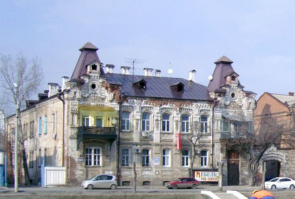 Г д. Усадьба Агабабова. Дом Агабабова Астрахань. Особняк Агабабова в Ейске. Севаньян фамилии дом.