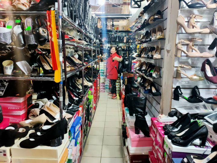 Где купить дешевую одежду и продукты