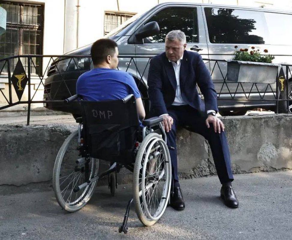 как вы думаете почему англичане говорили про астрахань кто владеет астраханью владеет индией