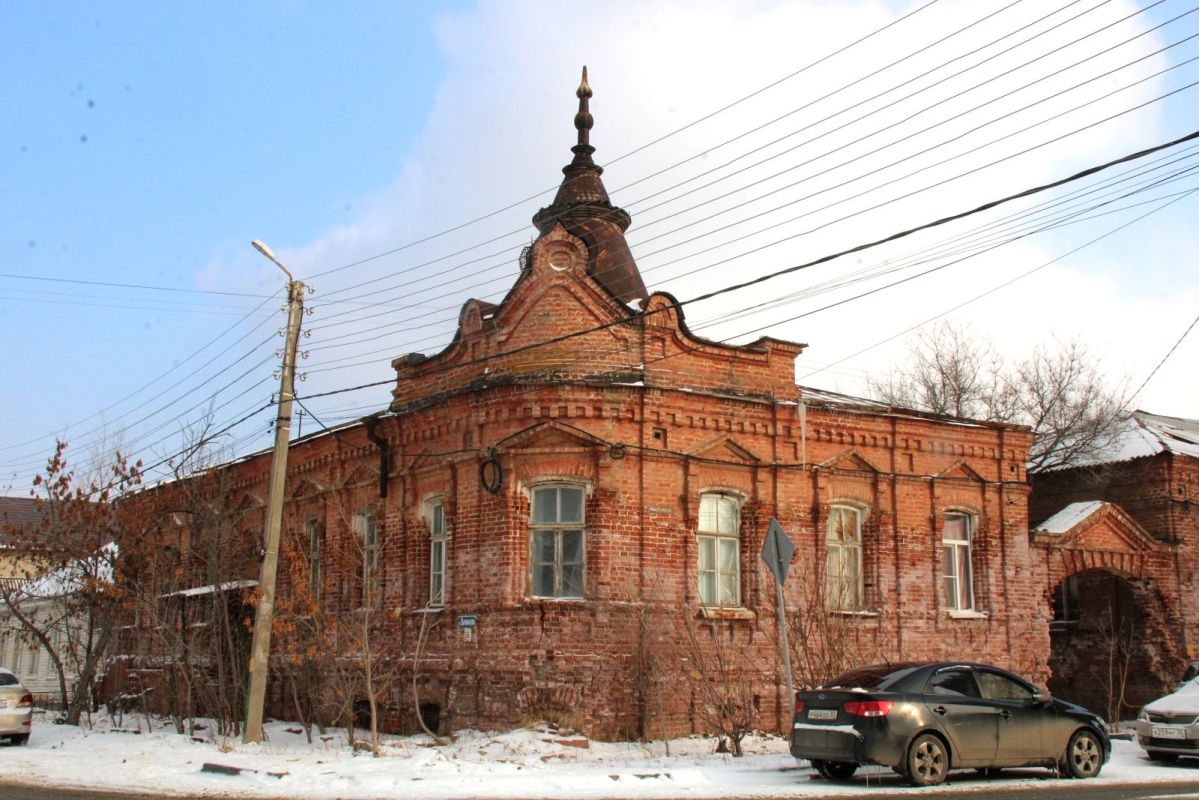 Этот памятник архитектуры на Дарвина попал в зону КРТ.